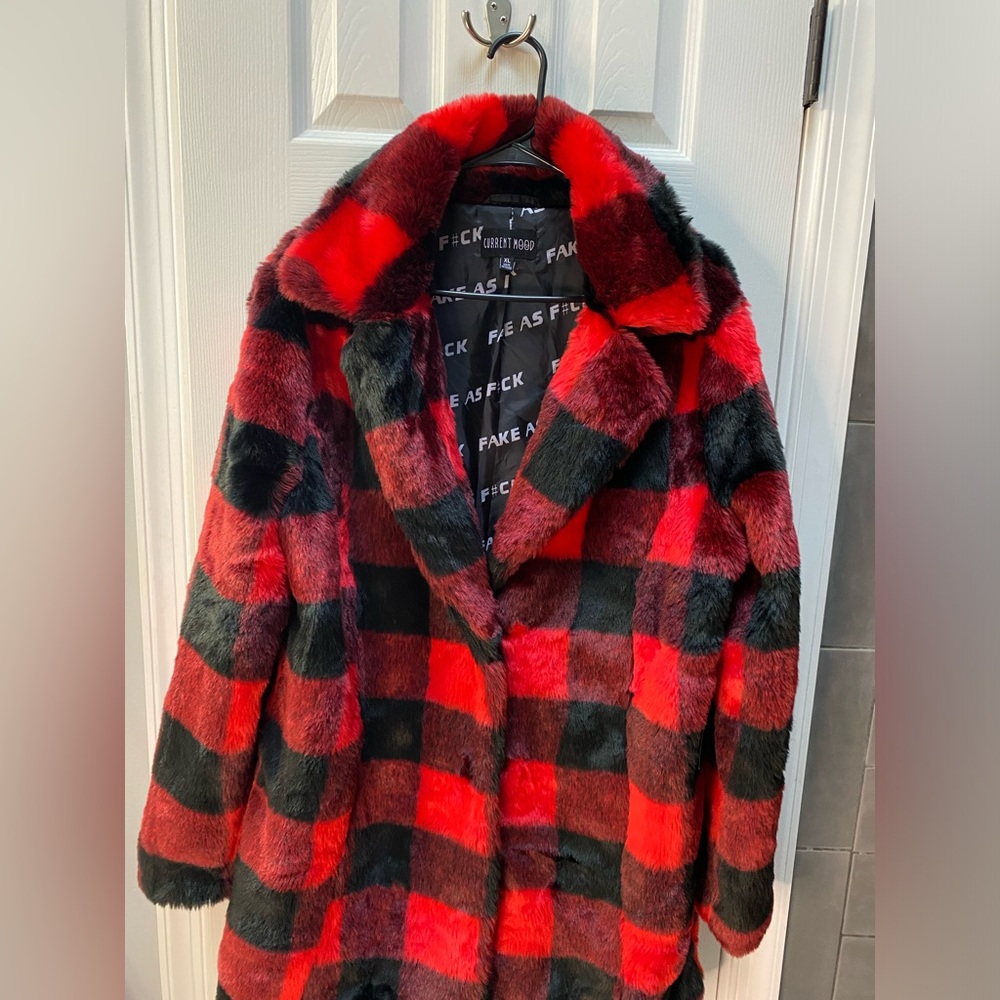 Current mood dolls kill faux fur red and black checkered coat. NWT. Size Xl